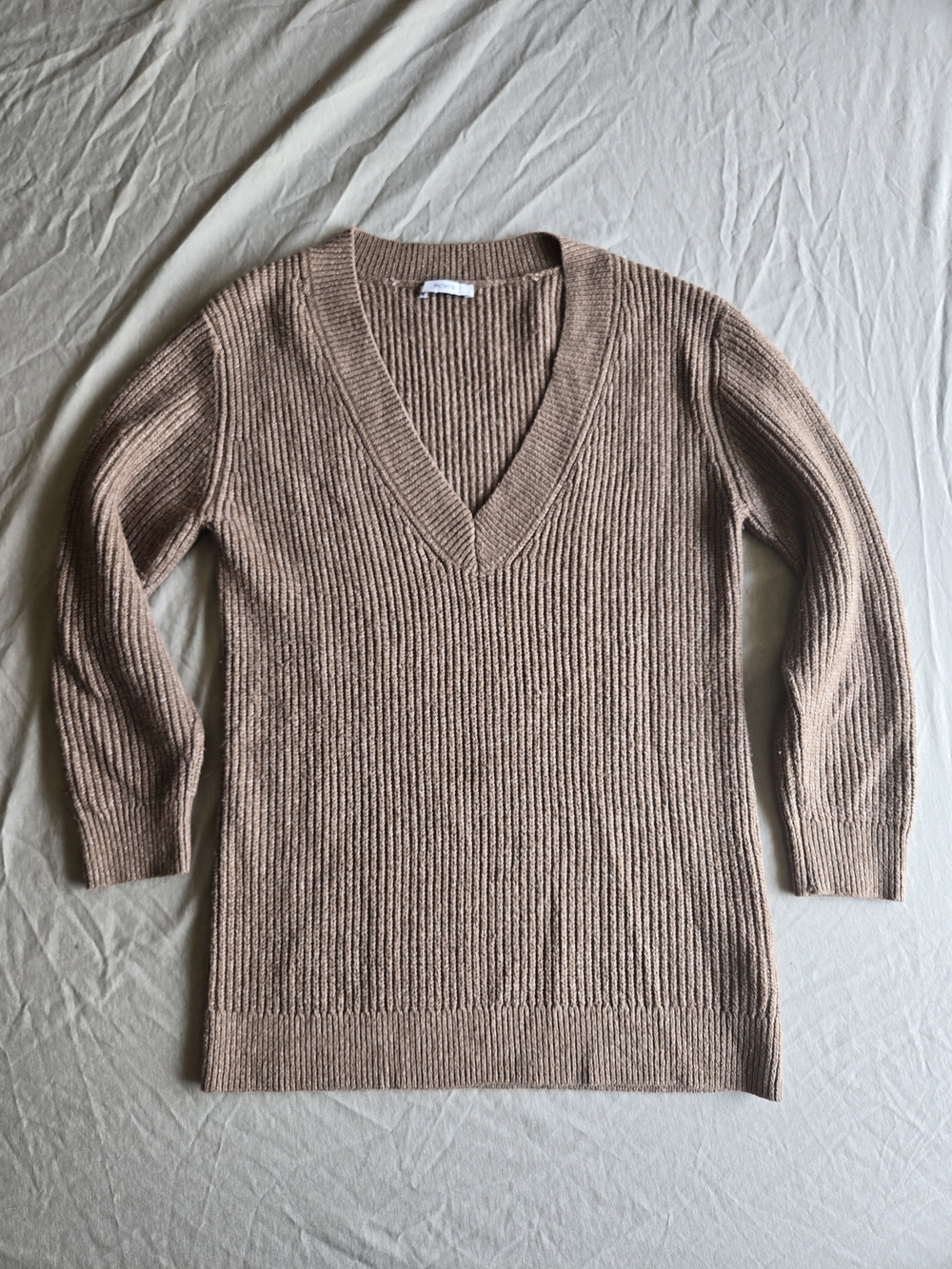 Ricki's Ribbed V-Neck Sweater in Warm Taupe